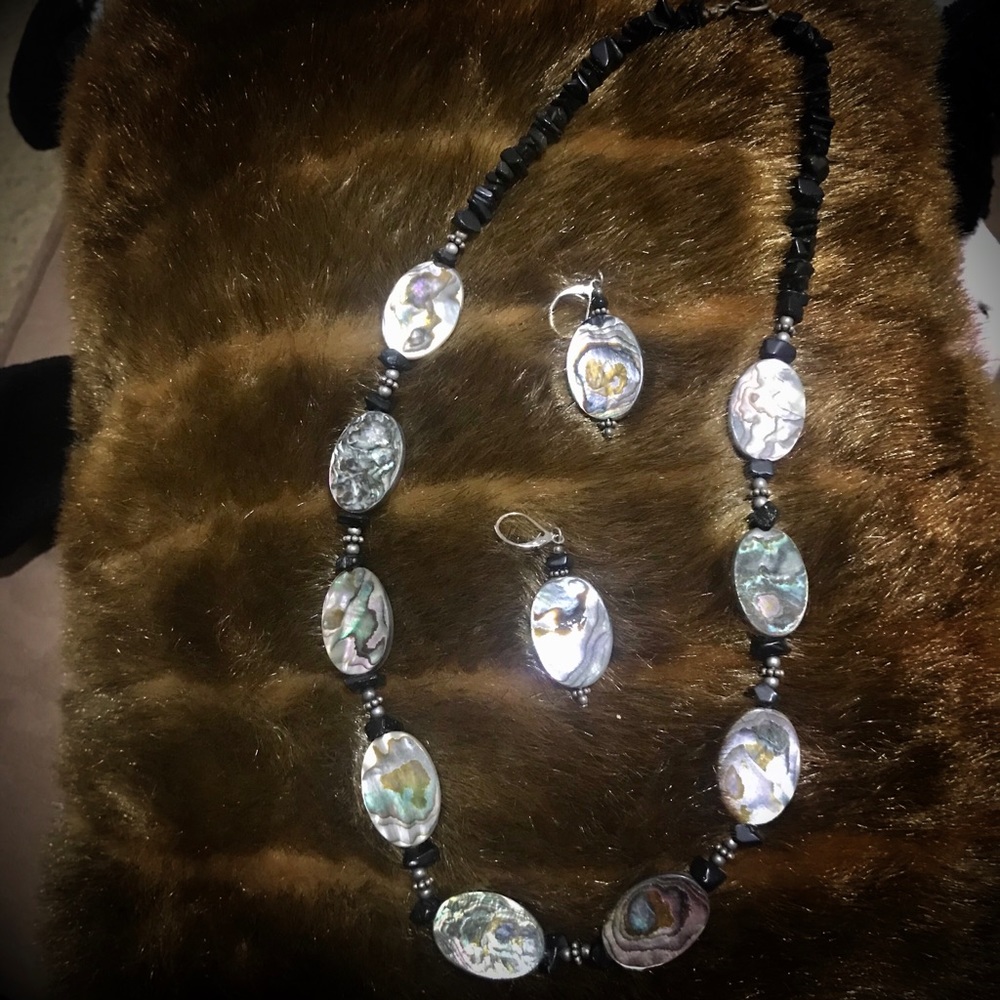 Abalone Shell Reversible Necklace And Earrings - image 6